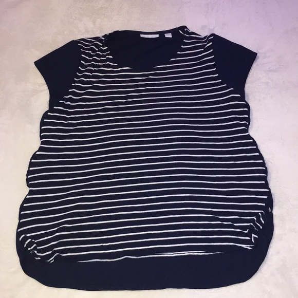 Shirt - Picture 1 of 3